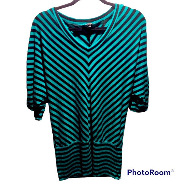 Cable & Guage Medium Teal/Black Striped Chevron Top - Picture 1 of 10